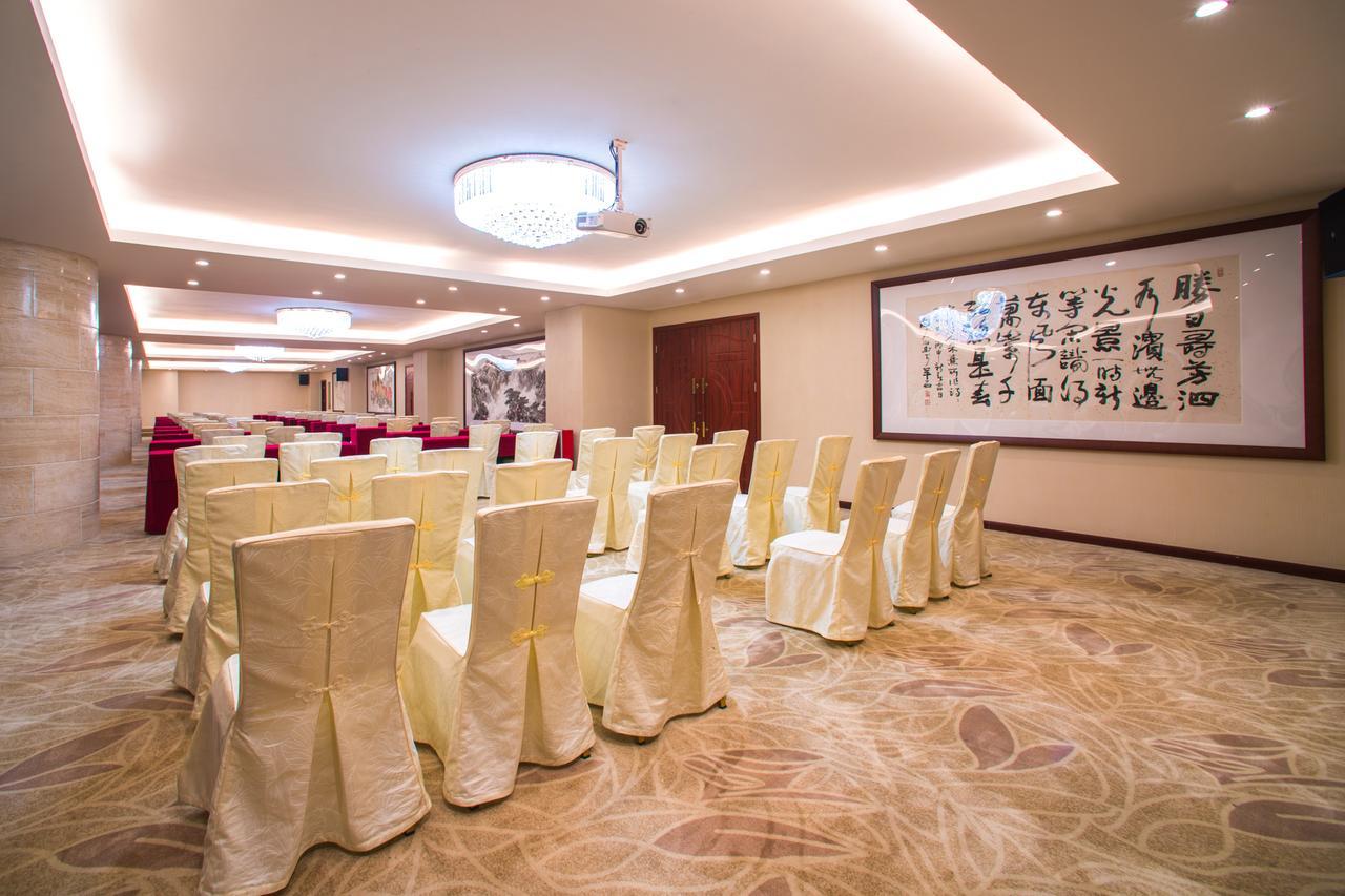 Guangzhou Jin Wan Li Business Hotel Εξωτερικό φωτογραφία